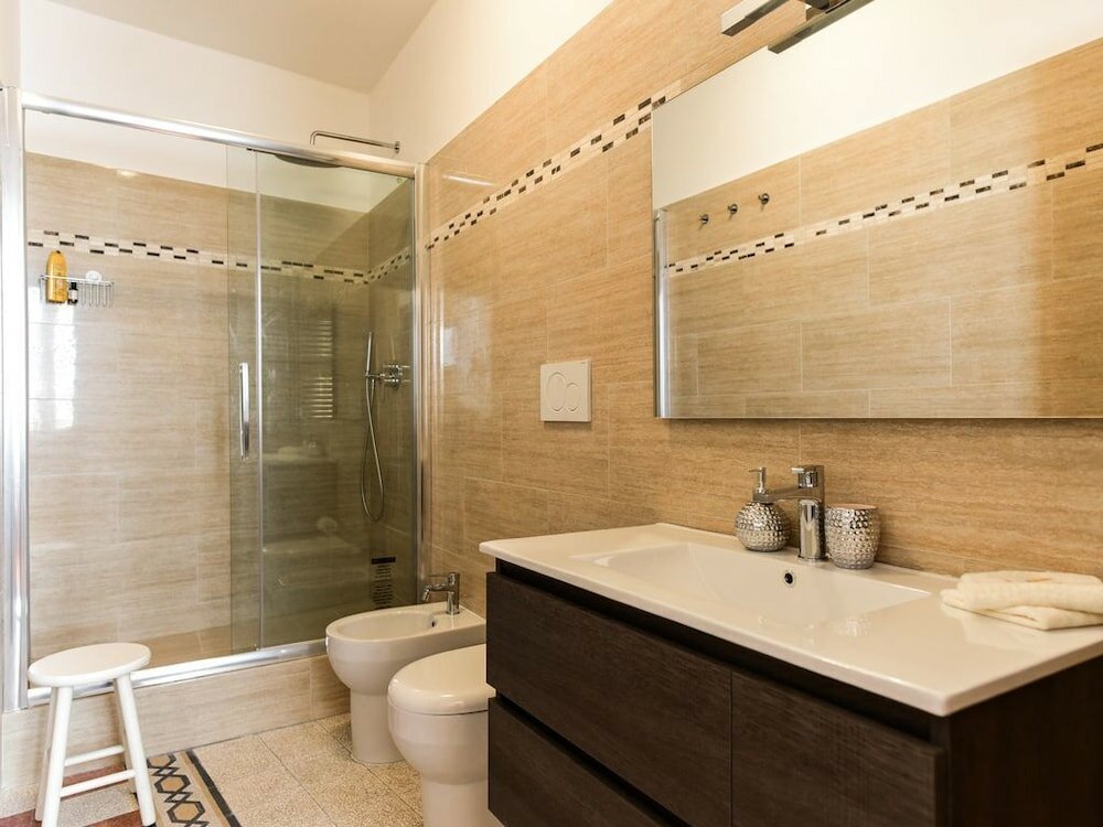 Фото Trevi Fountain Home