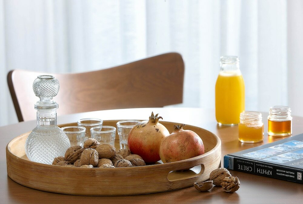 Фото Volta Suites and Villas