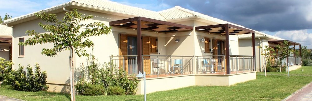 Фото Niriides Luxury Villas