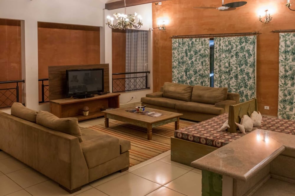 Фото 51068935614