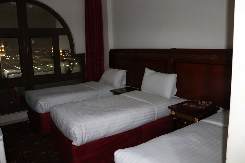 Фото Karam Taibah Almasi