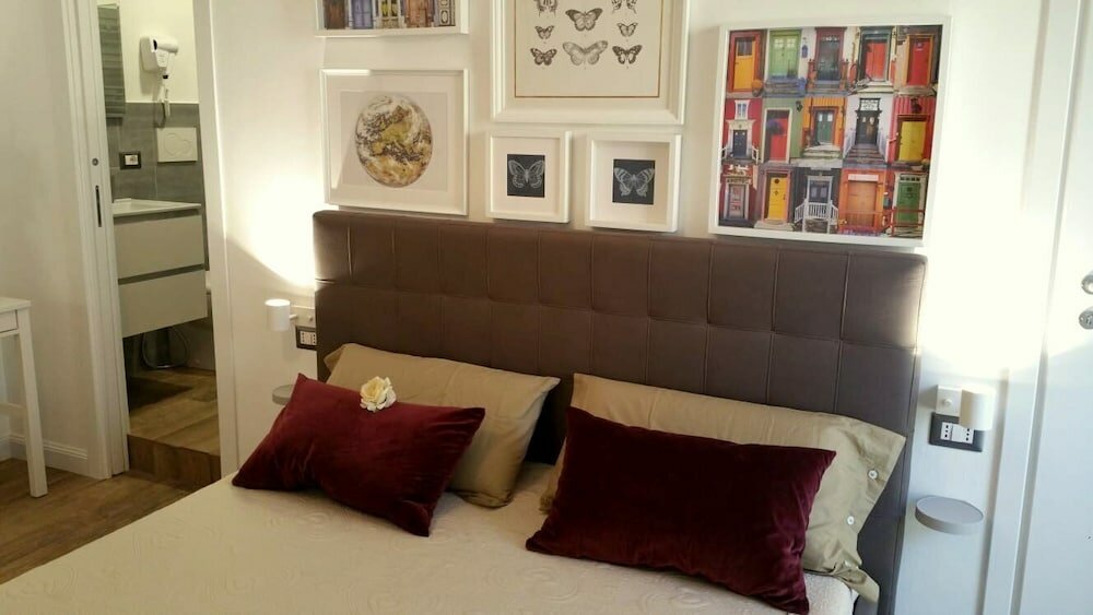 Фото Garden House - Luxury Guest House