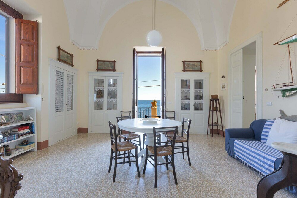 Фото 1893 Villa Martella