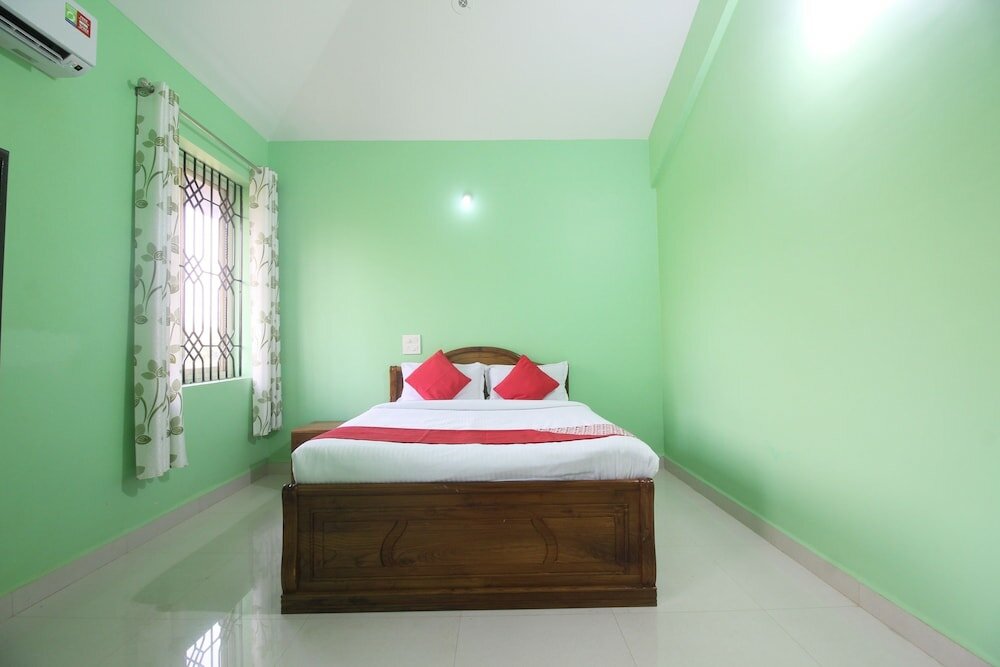 Фото Oyo 39345 Chrisander's Resort