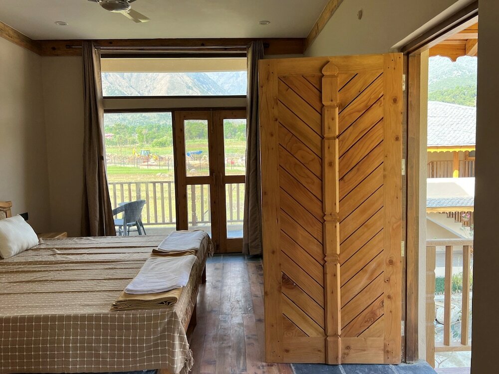 Фото Osho Himalayas