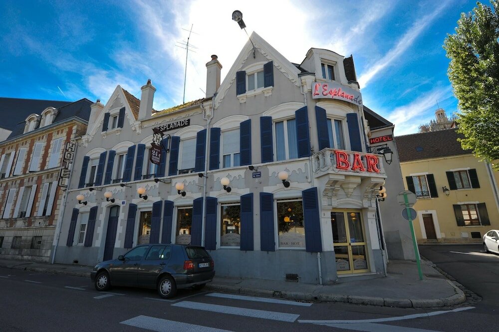 Фото отеля 1