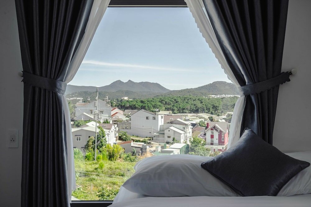 Фото Mega Sky Hotel