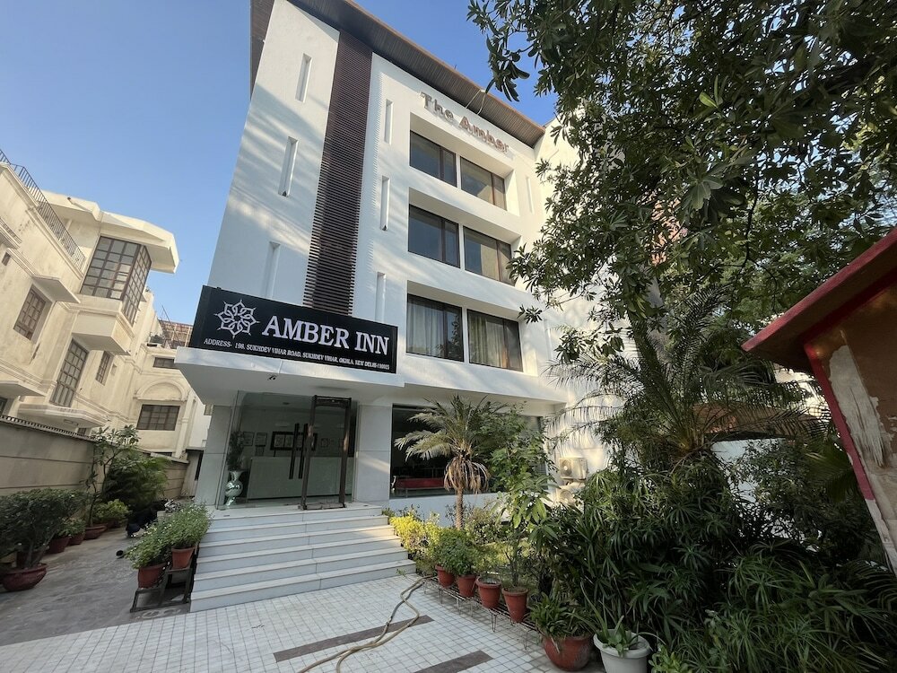 Фото Amber Inn by Orion Hotels