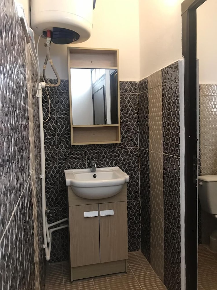 Фото Too Many Suites