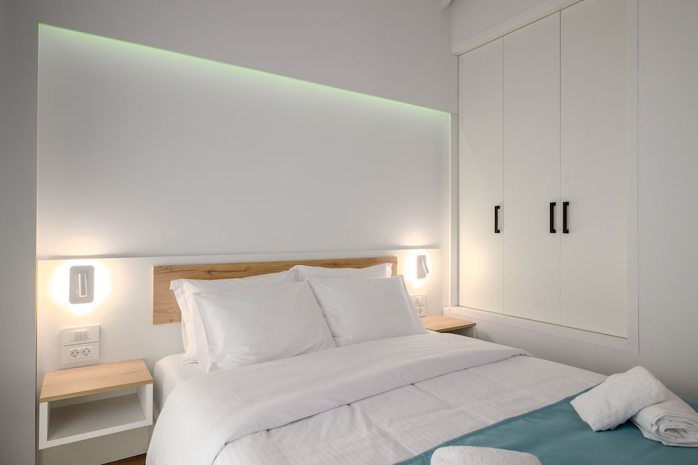 Фото Luxury maisonettes Vrachos with pool