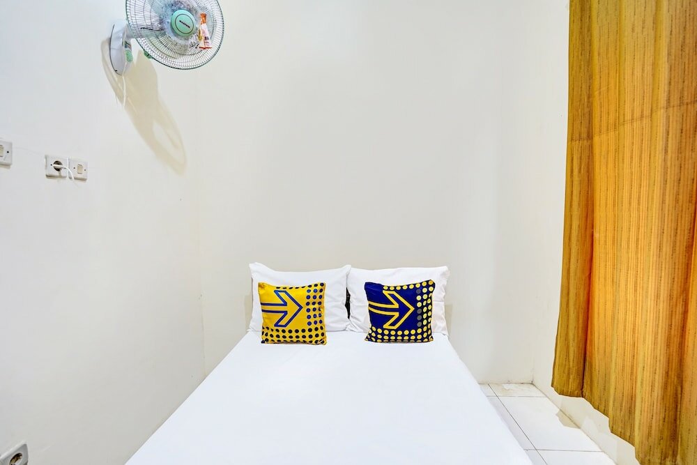 Фото Spot On 91824 Rumah Kaloka Syariah