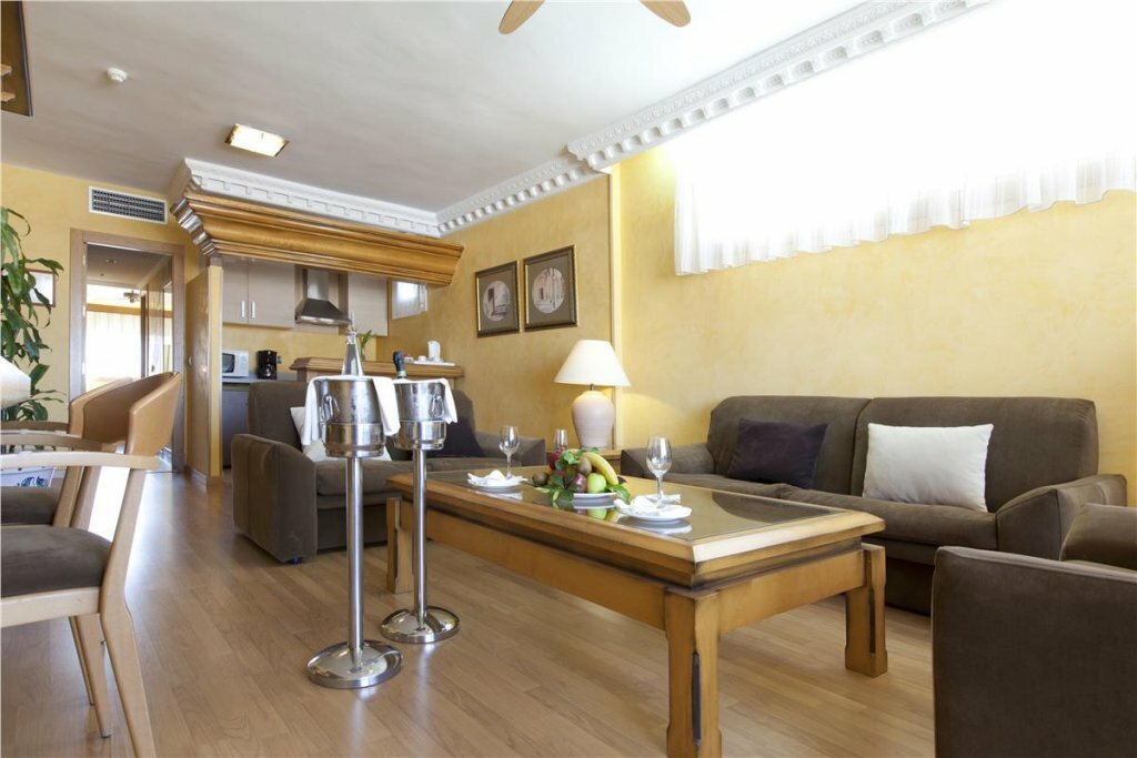 Фото Playacapricho Hotel