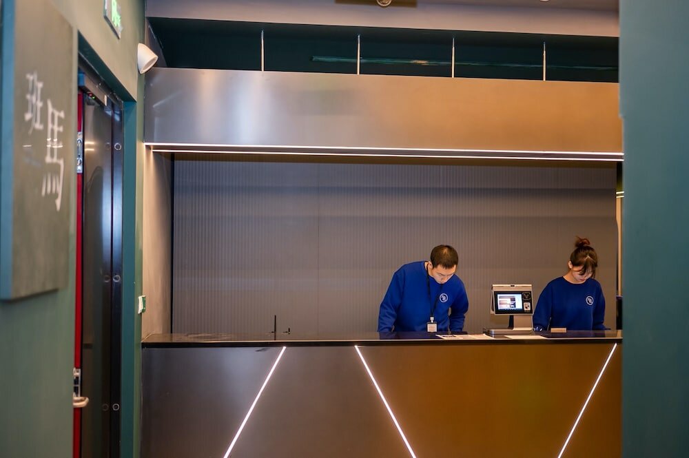 Фото Dayin International Youth Hostel - East Nanjing Road & The Bund