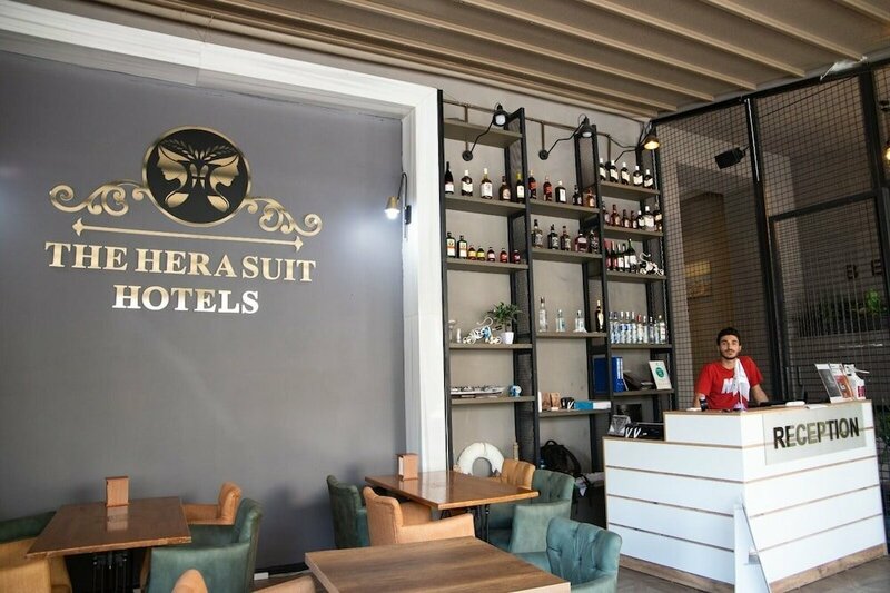 Гостиница The Hera Suit Hotels в Аташехире