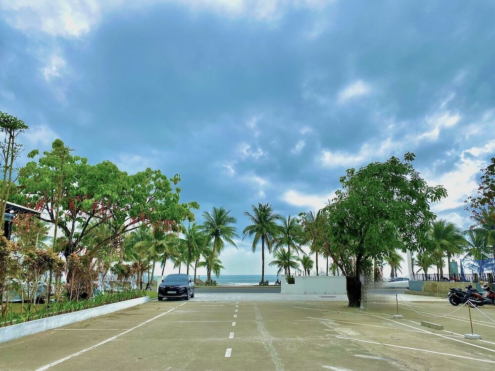 Фото My Khe 2 Da Nang Seafront Hotel