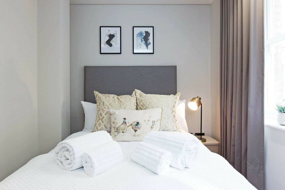 Фото Luxury 2 bed with lift ac and concierge