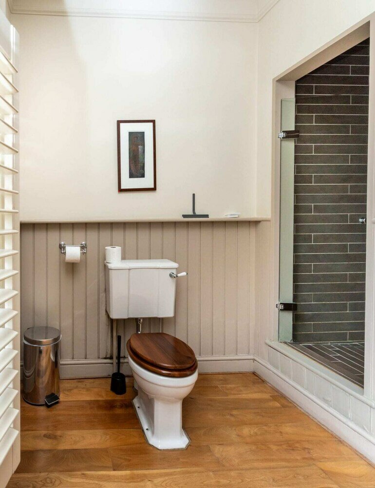 Фото Incredible 5 Bedroom House W/private Garden -wandsworth!