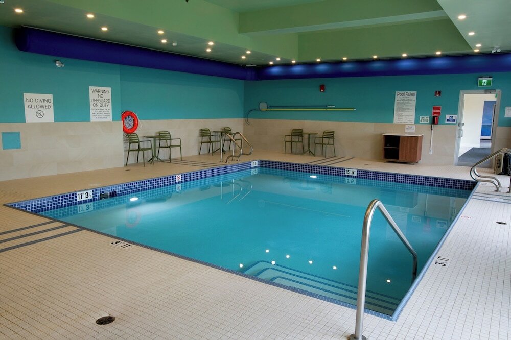 Фото Holiday Inn Express & Suites Edmonton Sw - Windermere, an Ihg Hotel