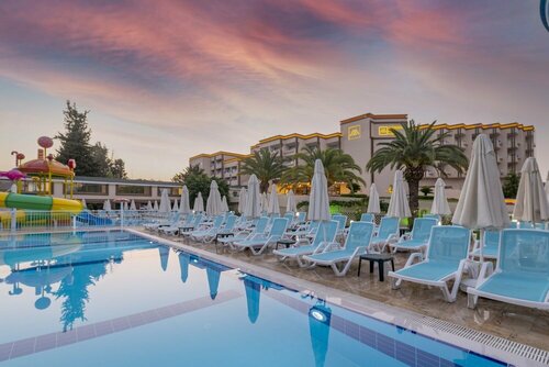 Playboy Sexy Girls Next Door онлайн көру