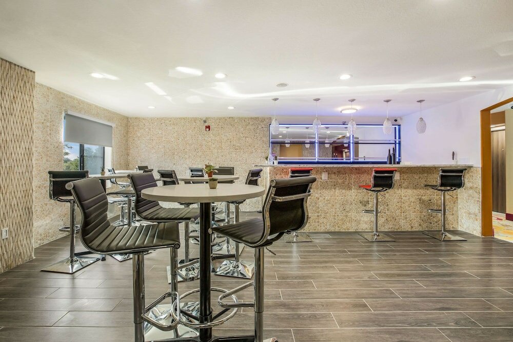 Фото The Leo Collection Detroit, Ascend Hotel Collection