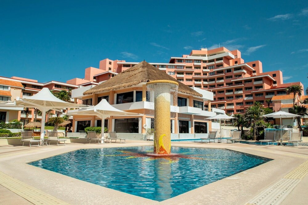 Фото Family 3 Bedroom Ocean Villa by Wyndham Grand Cancun