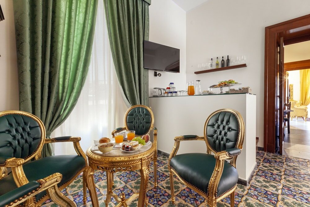 Фото Relais Antica Napoli