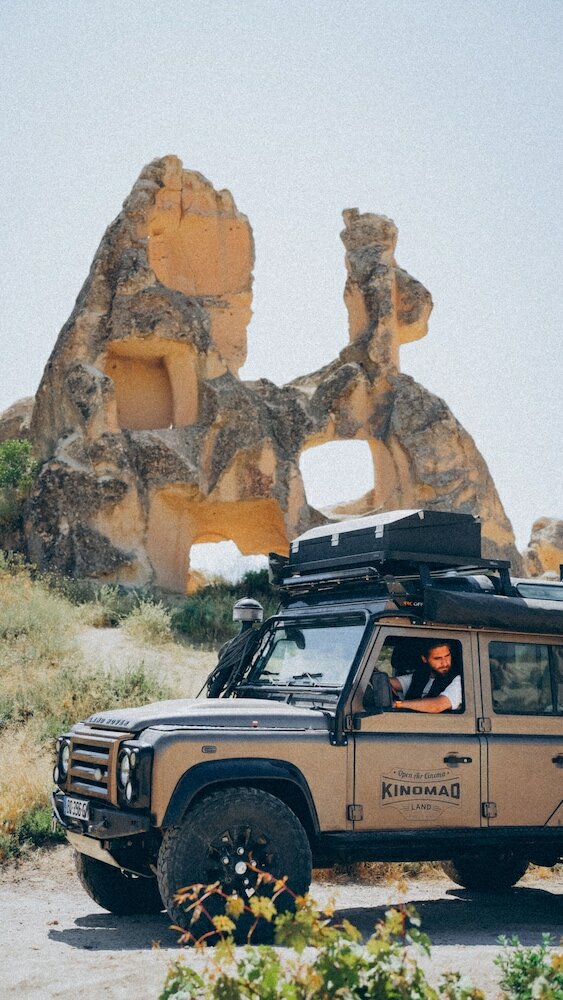 Фото Nino Cave Suites