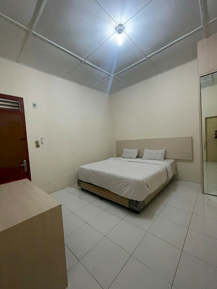 Фото Oyo 92463 Deli Hotel Medan