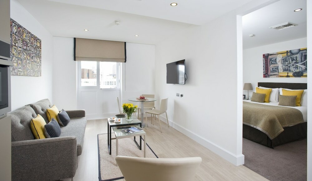 Фото The Rosebery by Supercity Aparthotels