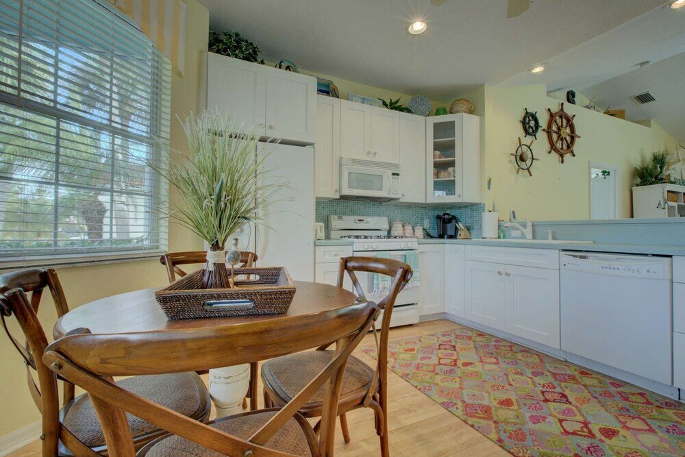 Фото Tortuga Pool Home