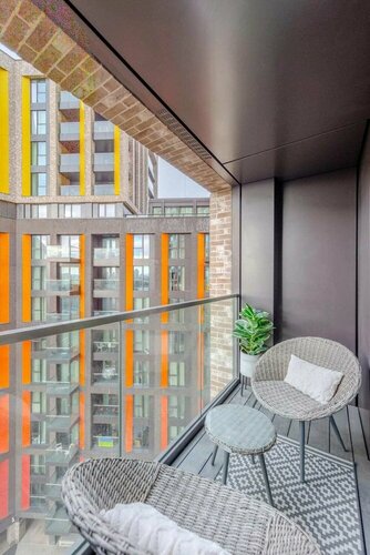 Гостиница Stylish 1 Bedroom Flat in Nine Elms в Лондоне