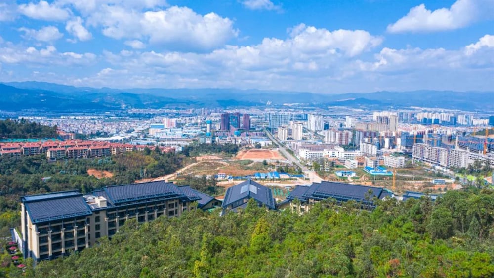 Фото Pullman Yuxi Falcon