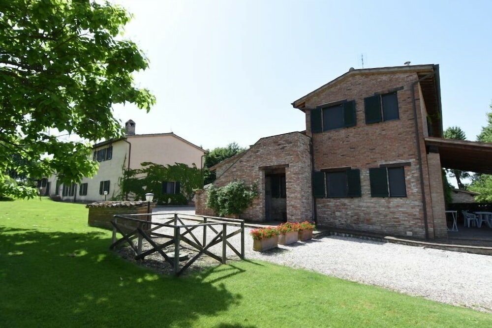 Фото Agriturismo Miralduolo