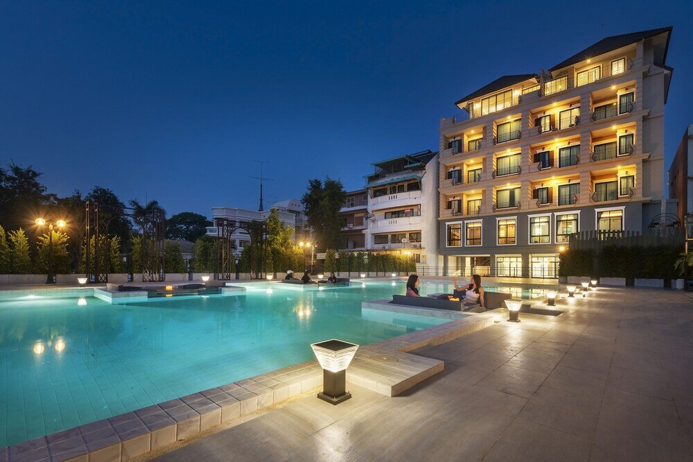 Фото Nine River Hotel