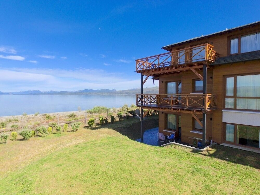 Фото Blue Parts - Nahuel Superior 1p In Front of the Lake