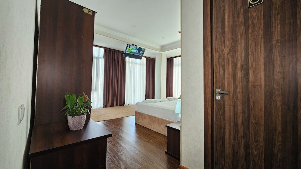 Фото Grand Turon Plaza