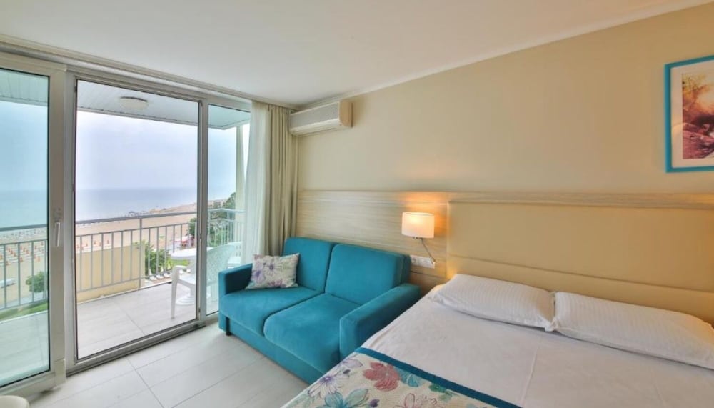 Фото Hotel Laguna Beach - All Inclusive