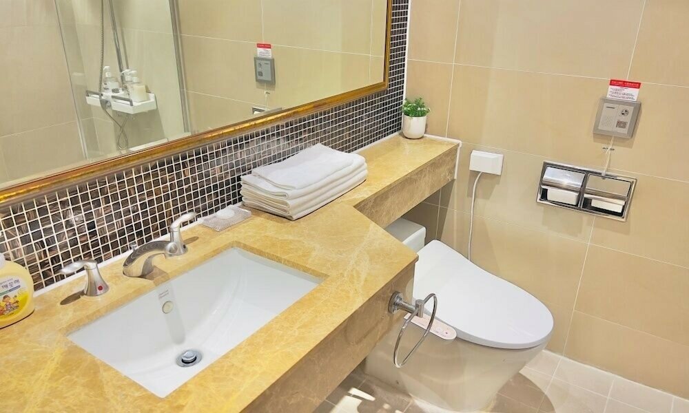 Фото Centum Victoria Hotel