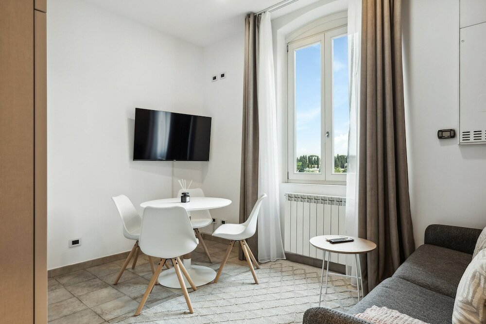 Фото Limehome Rome VIA dei Reti