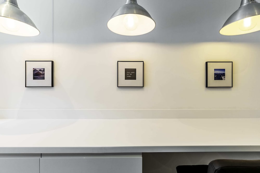 Фото Beautiful One Bed Abode In East Putney