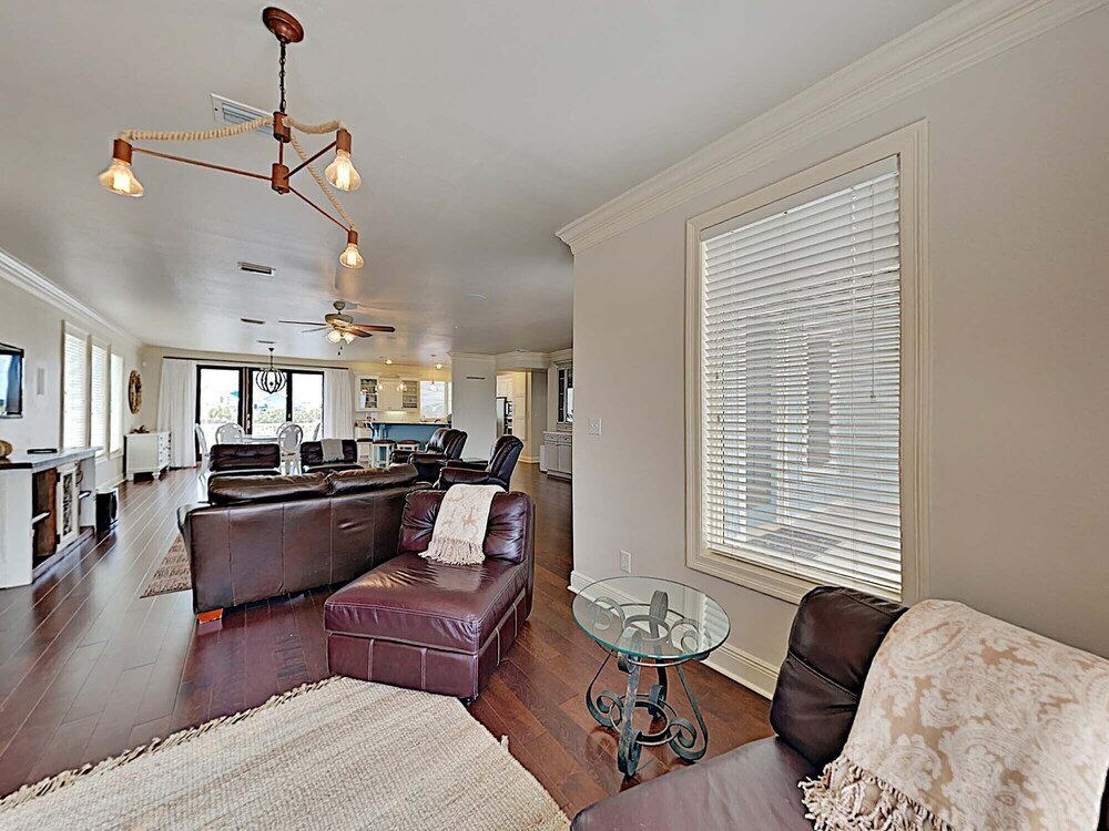 Фото Deja Blue Cove