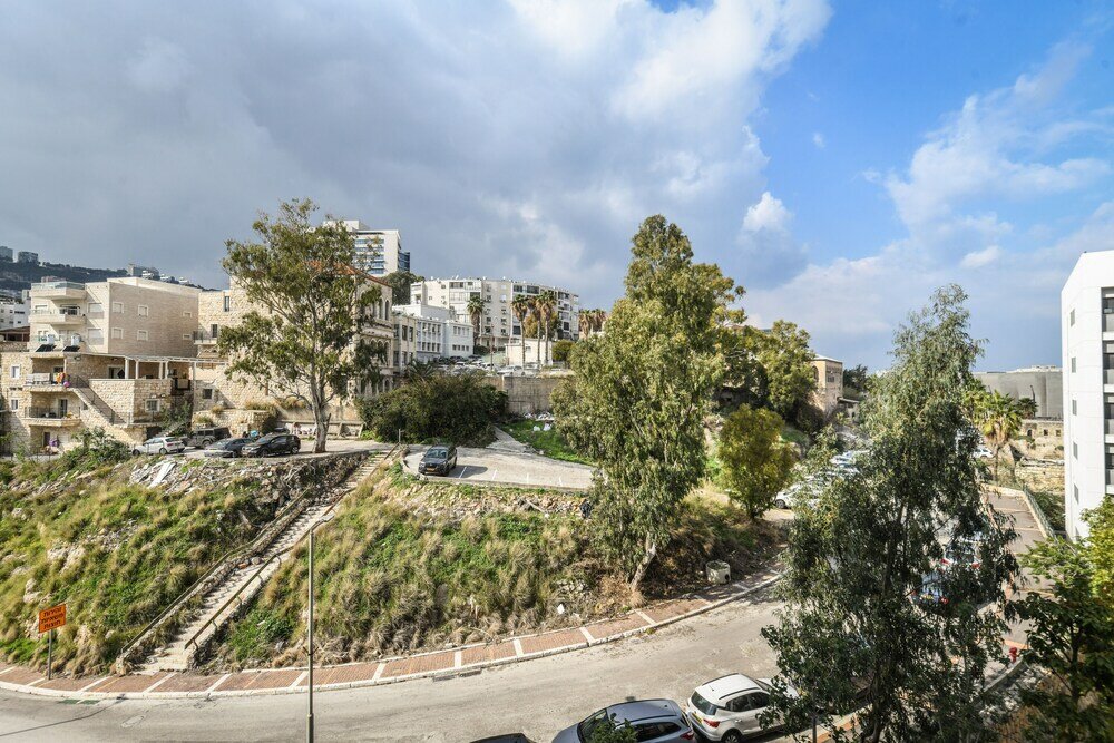 Фото Cozy Nest Apartment with balcony