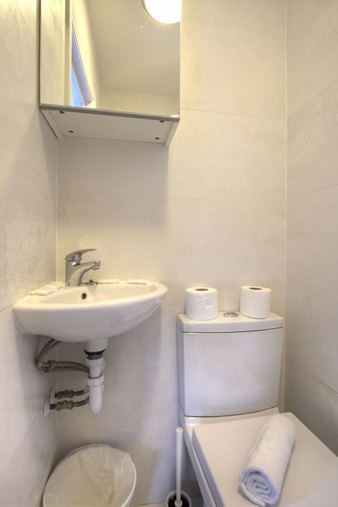 Фото R1 Medium Studio