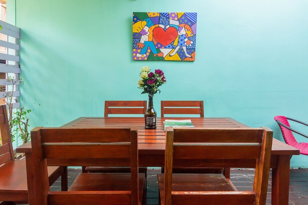 Фото Fandee House Hostel - Adults Only