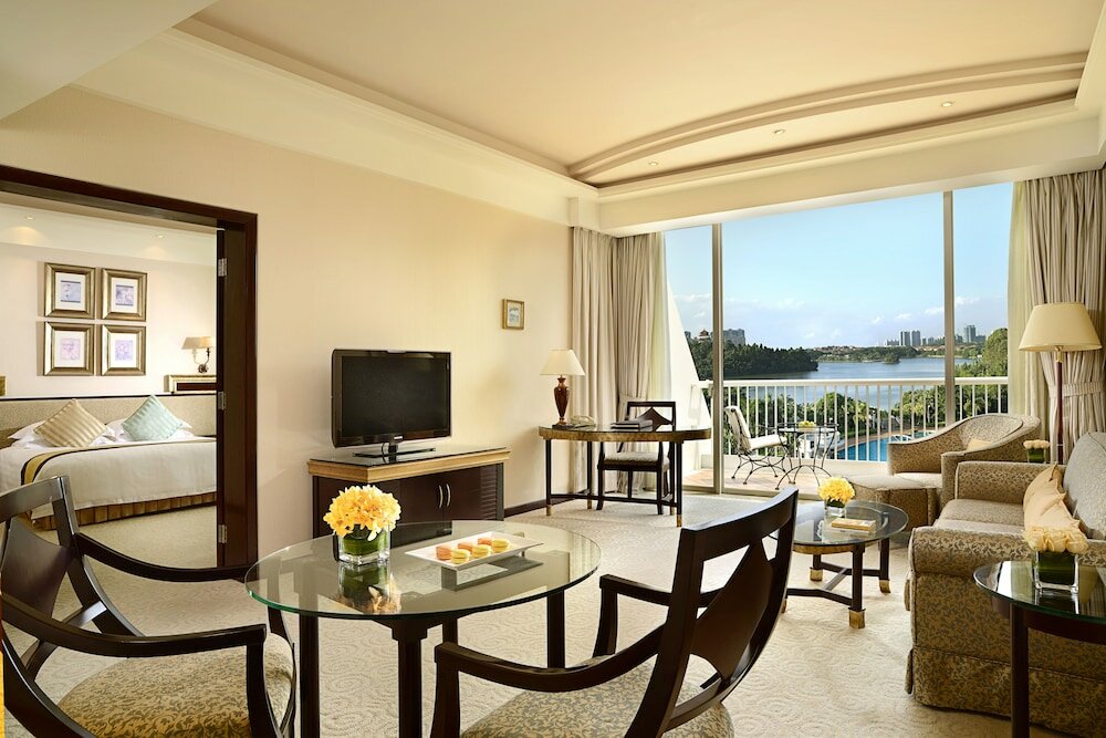 Фото Dongguan Mcb Lake Hotel