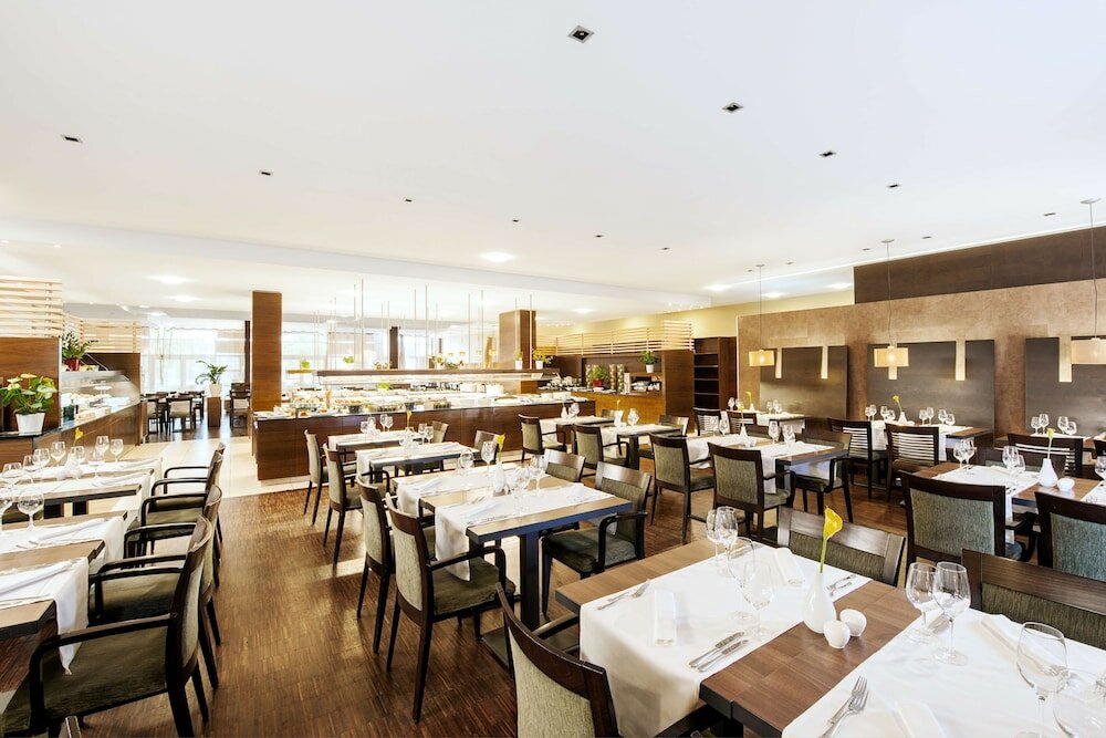 Фото NH Vienna Airport Conference Center