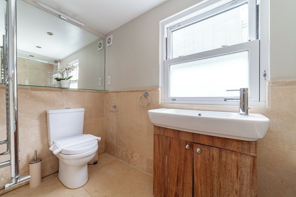 Фото The Hammersmith Apartments