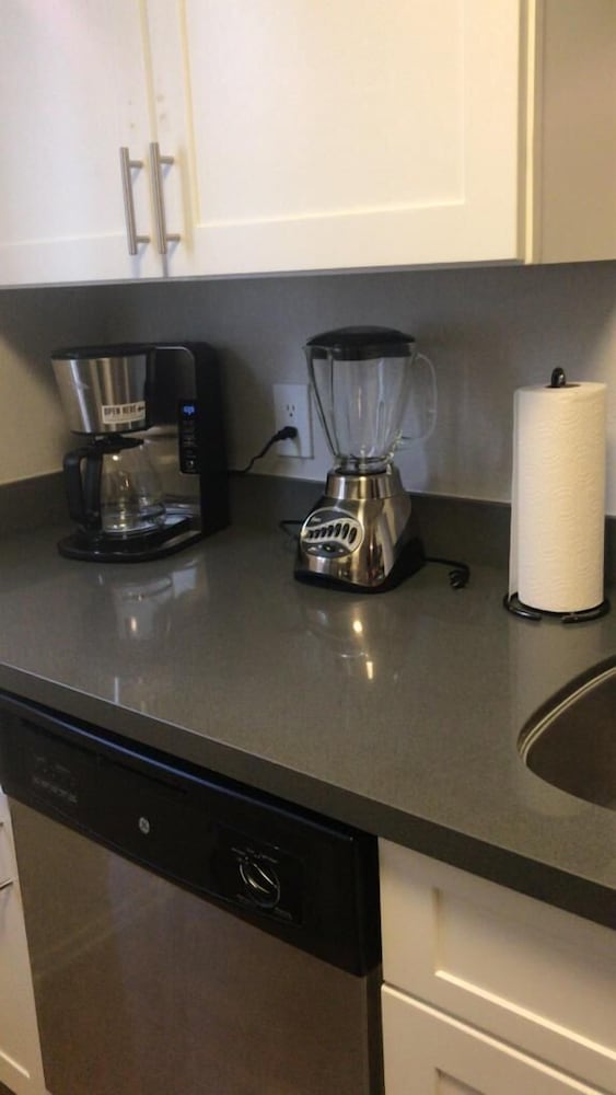 Фото Hollywood Charming Vacation