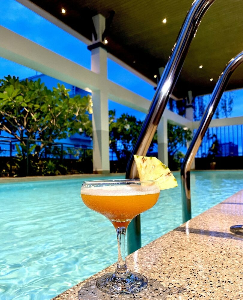 Фото Indra Hotel