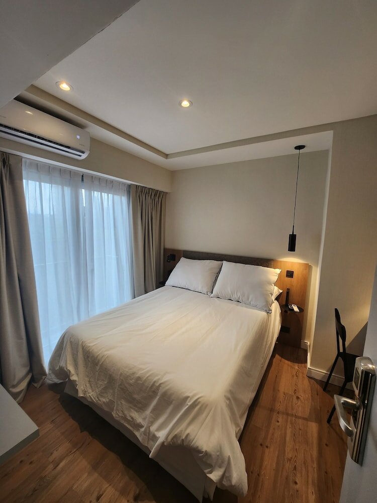 Фото Clayton Buenos Aires